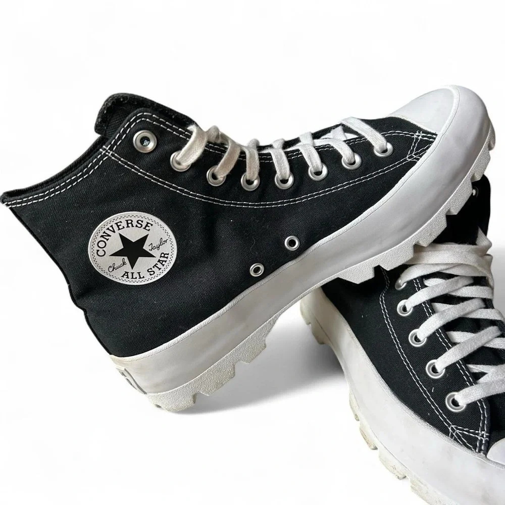 Converse Chuck Taylor All Star Hi Lugged – W 10, Black/White, Lightly Worn
